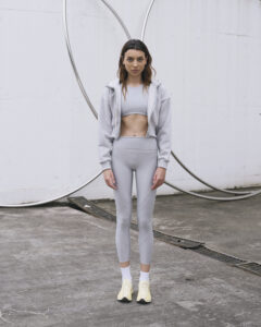 Calça Legging Kalou: A ciência por trás da modelagem perfeita e compressão tecnológica